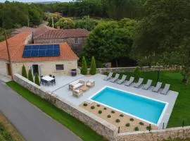 Reverence Villas Avieira