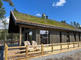 Skogsbu - Stylish, Close to Ski centers and hiking trails, ξενοδοχείο σε Nystølen