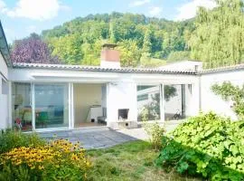 Atrium house 15 minutes from Zurich