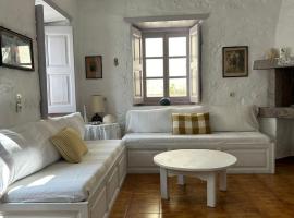 Villa Iza, Hotel in Skala