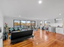 Refined Surfers Paradise Home