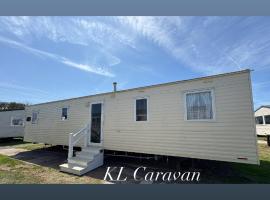 KL Caravan, hotel in Prestatyn