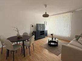 Schöne Wohnung gegenüber Bahnhof