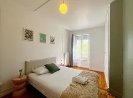 Le raspail - appartement 8 personnes - check in h24 - wifi