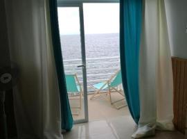 Loft en Callao Salvaje con Piscina y Vistas al Mar, hotel en Callao Salvaje