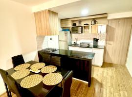 Depto amoblado 2 dormitorios Equipetrol, Hotel in El Pari