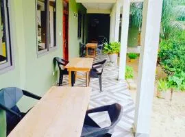 Palm Grove lodge