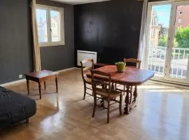 Appartement 74 m2 entièrement privatif - Gare