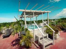 Puerto Morelos Hotel Las Palmas - Near the beach