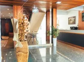 Roll Inn Hotel