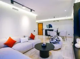 Sea-View Apartment, 2-Minute Walk from Tanger-Ville Station