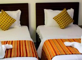 HALA HOTEL apartments, Ferienwohnung in Schardscha