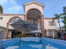 Acogedora Casa con Alberca en el Centro de La Paz