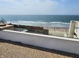 Casa de Luxo na Praia de Ofir, Hotel in Fão