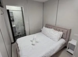Ryo 44 Studio Apartment 5 m from the sea
