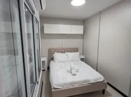 Ryo 43 Studio apartment 5 minutes from the beach