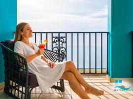 2nd Floor Beachfront Sleeps 6 Walkable Snorkeling