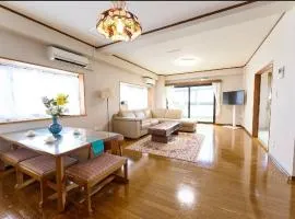 Sakura house