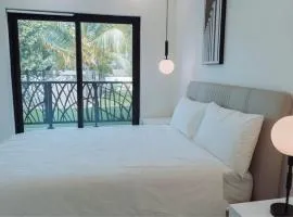 Luxury 1Bbr 1Bath Condo in Westbay Grand Cayman , Arza Hideaway