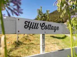 Hill Cottage - Featherston Holiday Home