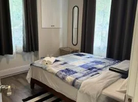 Comfortable waterfront vacation Keswick