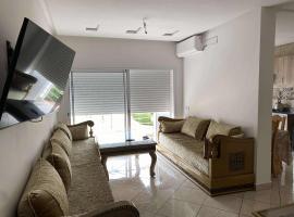 Joli appartement, vue piscine, hotel din Saïdia