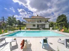 Spacious Villa with Pool