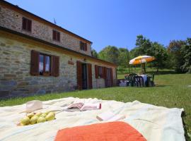 Country House Getaway in Apecchio, hotel din Apecchio
