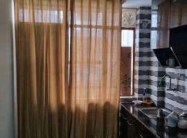 Krishna's Lap, hotel in Chhatikara