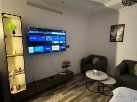 Self-entry studio