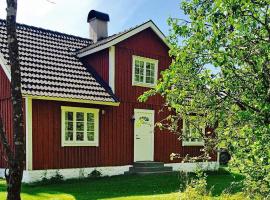 Holiday home near 18-hole golf course in Vittsjö, ξενοδοχείο σε Ubbalt