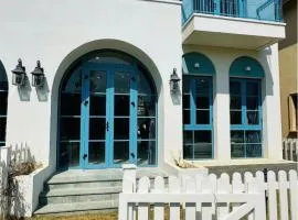 Luna Villa