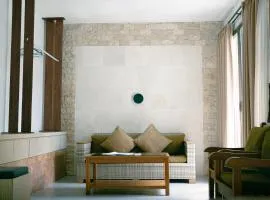 Muaya Villa