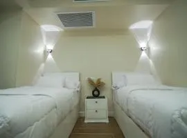 modern studio- 7 min from aswan station