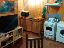 Alojamiento Ayelen, hotel em Esquel