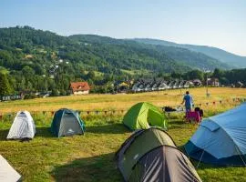 Zwalisko Camper Park Parcela na Namiot