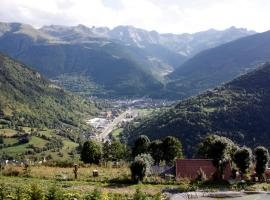 Eth Humarau de Ço de Bernat, παραθεριστική κατοικία στο Mont