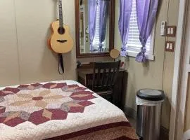 Tiny Tiny Bunkhouse