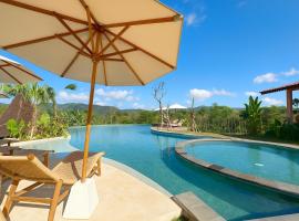 Tebola Joglo Villas, hotel in Sidemen