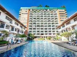 Nimman Townhouse with Pool Sauna and Workspace