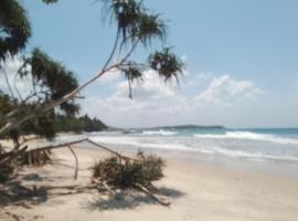 Albergo Marina Nilwella, hotel in Dikwella