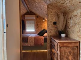 Le chalet, hotel di Bias