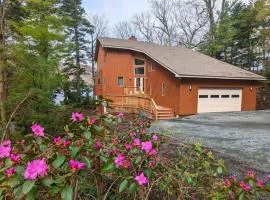 Waterfront Charm on Lake Sunapee