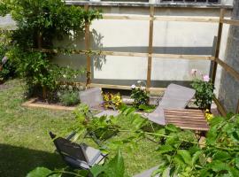 Apartment Le Jardinet, lejlighed i Talence