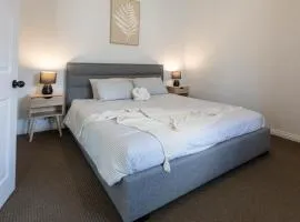The Homely Retreat