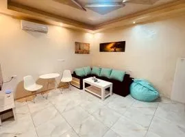 Luxury Apartment with jacuzzi on Republic Square