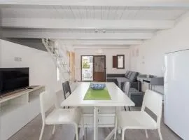 Il Sole di Cabras-Modern apt in the Heart of Town