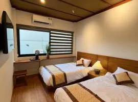 Madam Thu House