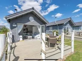 Sand Dollar at The Bay, sleeps 4, 2 small dogs welcome for free