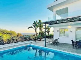 Elite Panoramic View 3Bdr Villa with pool Ayia Napa